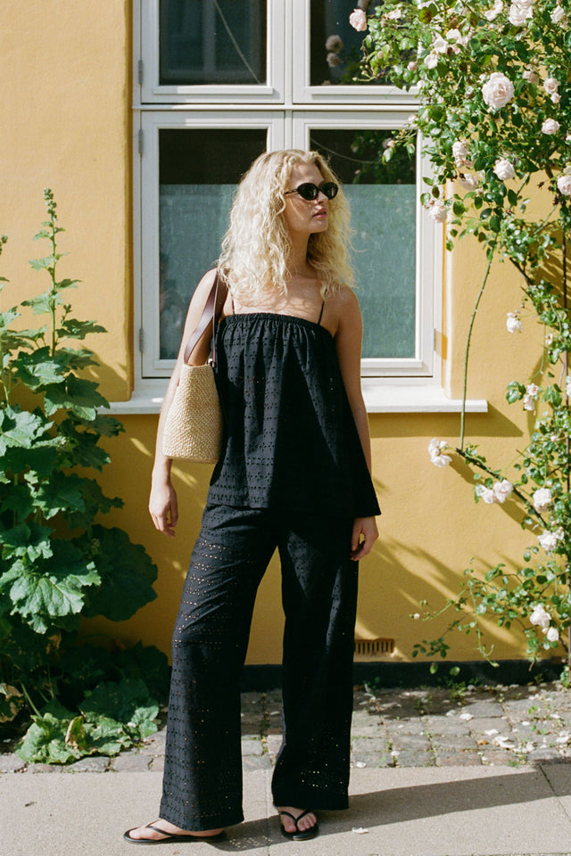 Ella Pant Agnes Broderie Anglaise Black