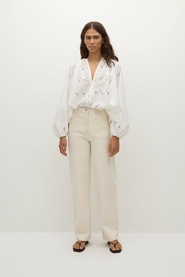 Thora Blouse Birgitta Broderie Anglaise White