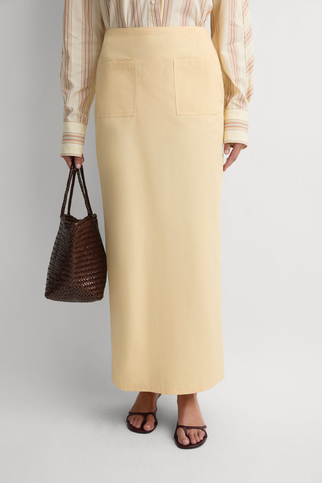 The Pocket Skirt Straw