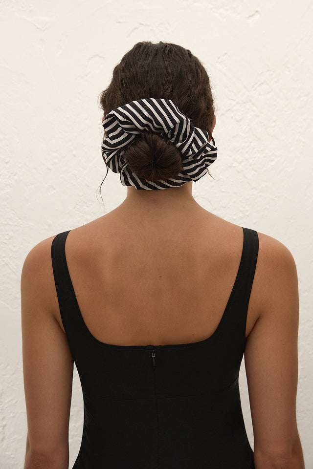 Hair Srunchie Toscano Stripe Black