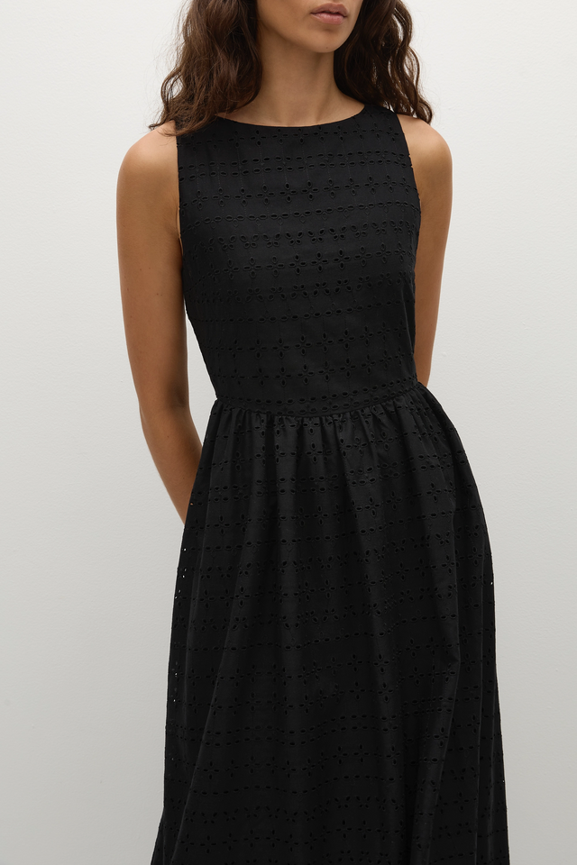 Tuva Midi Dress Agnes Broderie Anglaise Black