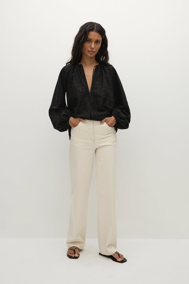 Thora Blouse Agnes Broderie Anglaise Black