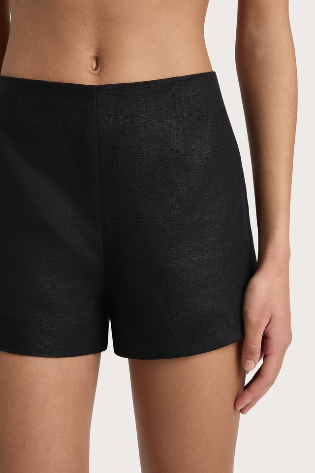 Lila Mini Shorts Black - Final Sale