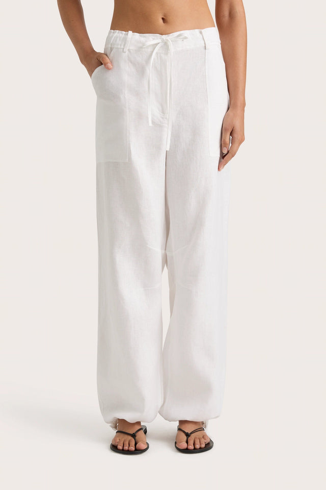 Geriba Pant White